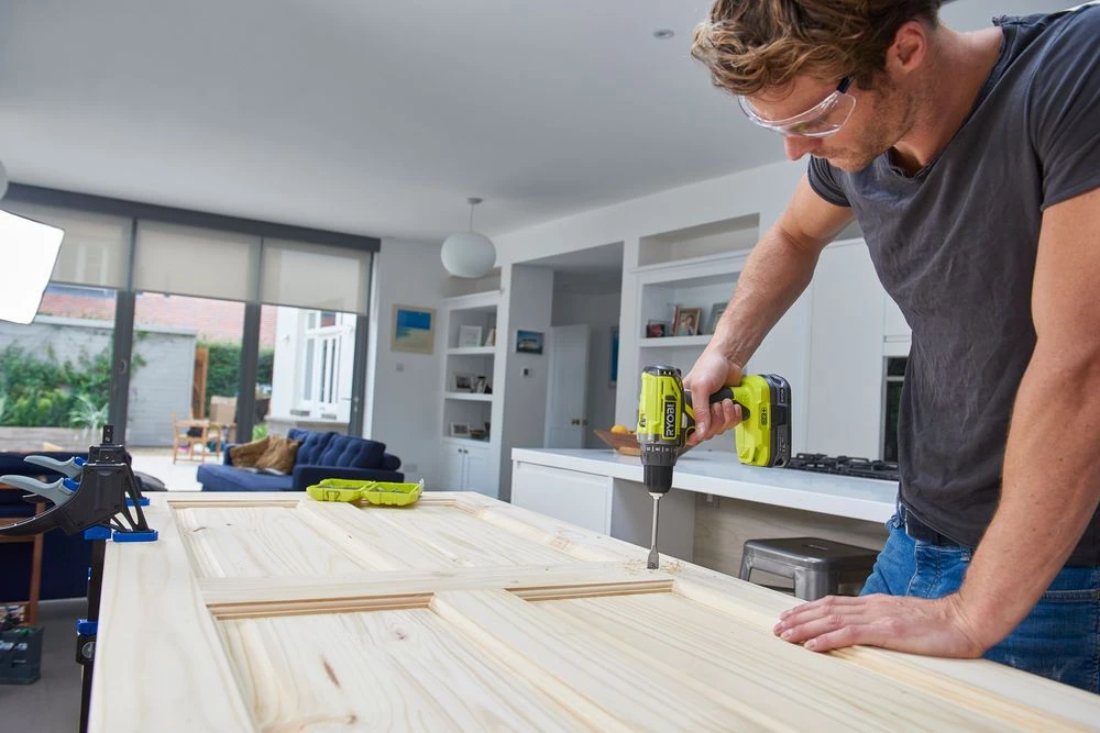 Ryobi R18DD2-220S ONE+ 18V Li-ion Accu Boor-/schroefmachine Set (2x 2.0Ah Accu) In Tas - 5133003823 3 Ryobi R18DD2-220S ONE+ 18V Li-ion Accu Boor-/schroefmachine Set (2x 2.0Ah Accu) In Tas - 5133003823 - Afbeelding 3