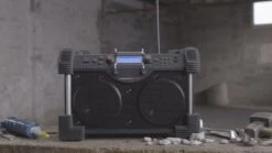 PerfectPro ROCKHART RH4 Bouwradio - FM RDS - DAB+ - Bluetooth - AUX In - Oplaadbaar (ingebouwde Lithium Accu) -Makita || Bosch || Stanley Verkoop 0b5e2a4cca8841d92d04e9cd8121e1cf