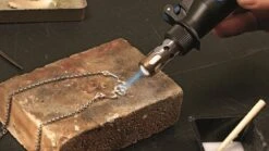 Dremel VersaTip 2000-6 Soldeerbout Op Butagas In Koffer - F0132000JA -Makita || Bosch || Stanley Verkoop 1032f290ed4c6e859a2bd96b1dcc23be