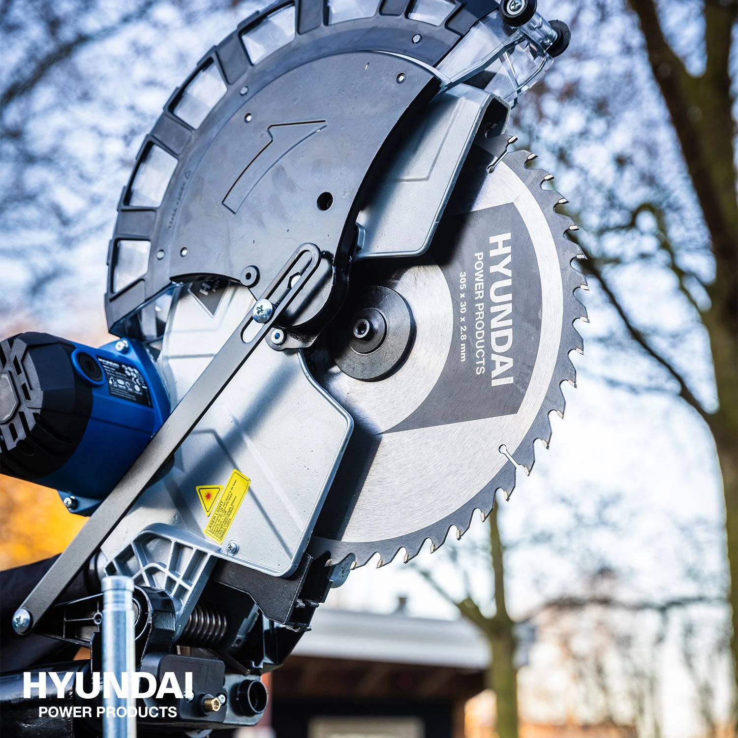 Hyundai 56256 Radiaal Afkortzaag - 1800W - 305mm (2x 45°) 8 Hyundai 56256 Radiaal Afkortzaag - 1800W - 305mm (2x 45°) - Afbeelding 8