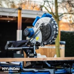 Hyundai 56256 Radiaal Afkortzaag - 1800W - 305mm (2x 45°) 21 Hyundai 56256 Radiaal Afkortzaag - 1800W - 305mm (2x 45°) -Makita || Bosch || Stanley Verkoop 1f06fd6f1efac1d121ec3c893cb9bd97
