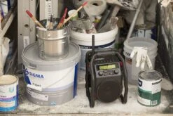 PerfectPro UBOX 400R2 Bouwradio - FM RDS - DAB+ - Bluetooth - Aux-in - Werkt Op Netstroom & Batterij -Makita || Bosch || Stanley Verkoop 26a06e31a9593234d503ce4d0a04f8b6