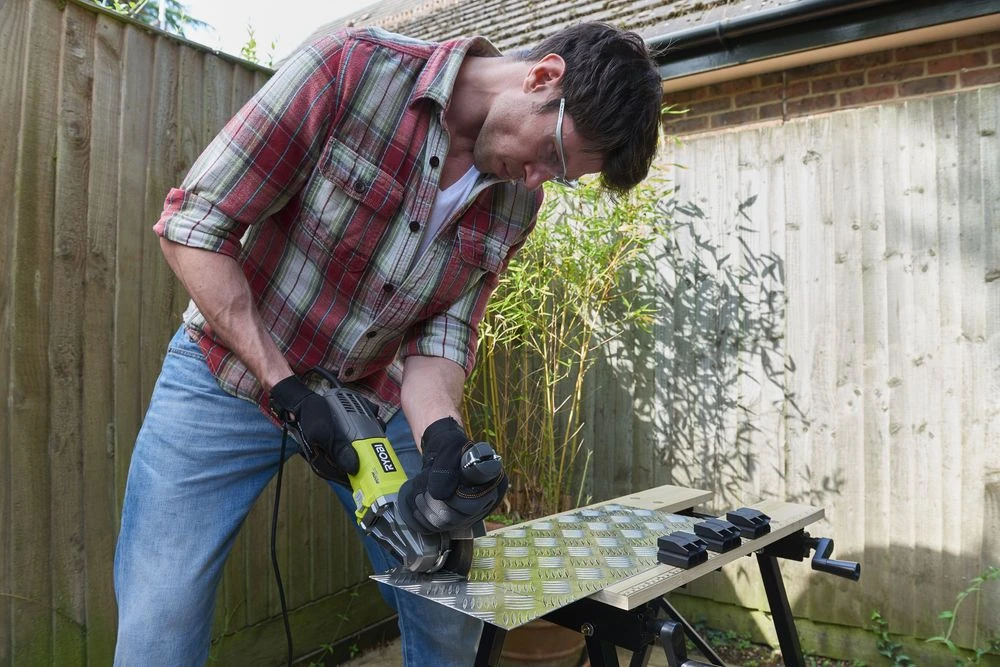 Ryobi RAG800-125S Haakse Slijper In Tas - 800W - 125mm 2 Ryobi RAG800-125S Haakse Slijper In Tas - 800W - 125mm - Afbeelding 2