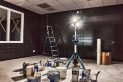 Makita NLADML814 14.4V - 18V Li-Ion Accu Bouwlamp Op Statief - 3 Spots - 100-220cm - 3000 Lumen 29 Makita NLADML814 14.4V - 18V Li-Ion Accu Bouwlamp Op Statief - 3 Spots - 100-220cm - 3000 Lumen -Makita || Bosch || Stanley Verkoop 42206882448fbd17811fb9146f13f457