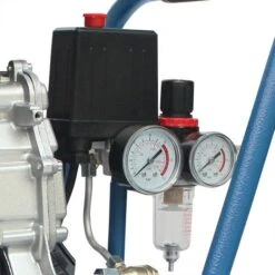 Hyundai 55801 Set 2 Compressor Inclusief Accessoireset - 8 Bar - 24L - 55801 + 55902 -Makita || Bosch || Stanley Verkoop 552cf68b82f831606427c2fd7d386186