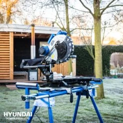Hyundai 56256 Radiaal Afkortzaag - 1800W - 305mm (2x 45°) 15 Hyundai 56256 Radiaal Afkortzaag - 1800W - 305mm (2x 45°) -Makita || Bosch || Stanley Verkoop 5cfb86b1e7f8dfc7df2cd538934e38fc