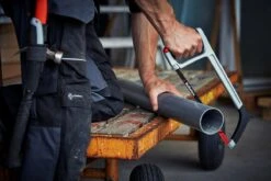 Hultafors HMX-12 Metaalbeugelzaag - 24TPI - 300 Mm - 591300 13 Hultafors HMX-12 Metaalbeugelzaag - 24TPI - 300 Mm - 591300 -Makita || Bosch || Stanley Verkoop 5e5efbb1c7b77a68fea875da2c9f0d2f