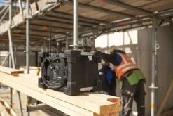 PerfectPro ROCKHART RH4 Bouwradio - FM RDS - DAB+ - Bluetooth - AUX In - Oplaadbaar (ingebouwde Lithium Accu) -Makita || Bosch || Stanley Verkoop 60fa6cae2b3c1c31fa0bd61968b1c60f