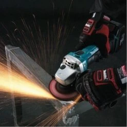 Makita DGA452Z 18V Li-ion Accu Haakse Slijper Body - 115mm -Makita || Bosch || Stanley Verkoop 697944629c548aaada241e77e3bd8258