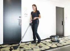 Nilfisk VP930 Stofzuiger - 760W - 107415574 6 Nilfisk VP930 Stofzuiger - 760W - 107415574 -Makita || Bosch || Stanley Verkoop 775850e7d2bce1d1292fee1aadfcfb33