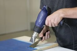 Weldy HG 330-B Heteluchtpistool Car Wrapping Kit - 1600W 14 Weldy HG 330-B Heteluchtpistool Car Wrapping Kit - 1600W -Makita || Bosch || Stanley Verkoop 7b3ecd089d90841581cde1ec954ab27a