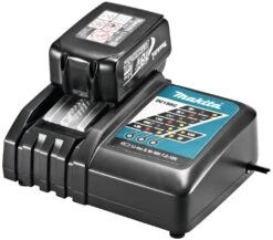 Makita DC18RC 14.4V - 18V Li-Ion Accu Snellader Met Actieve Koeling - 195584-2 -Makita || Bosch || Stanley Verkoop 8b510210b9674e0f6348b63446f93dc1