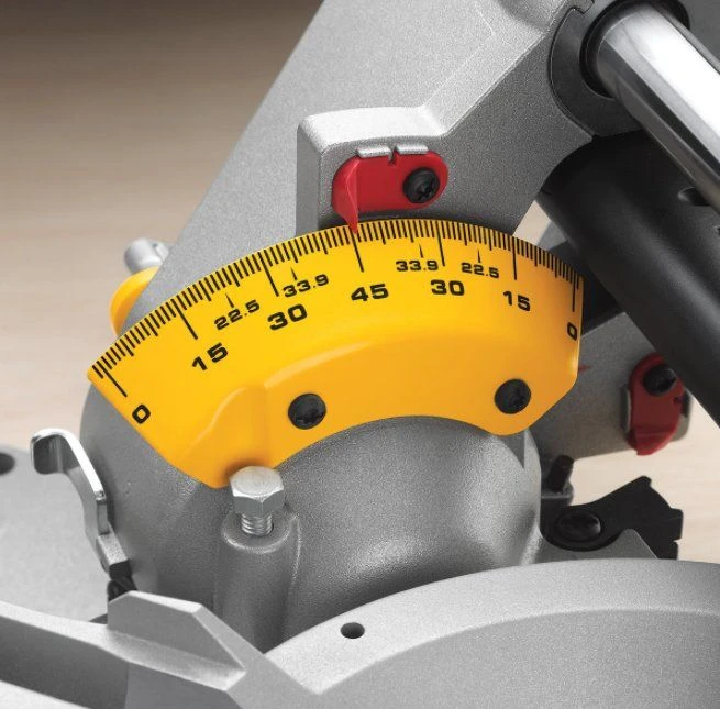 DeWalt DWS780S Afkortzaag Met XPS Zaaglijnindicator - 1675W - 305 X 30mm - DWS780S-QS 2 DeWalt DWS780S Afkortzaag Met XPS Zaaglijnindicator - 1675W - 305 X 30mm - DWS780S-QS - Afbeelding 2