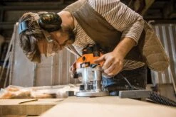 Triton TRA001 Precisie Bovenfrees Met Dubbele Functie - 2400W - TRA001EU 20 Triton TRA001 Precisie Bovenfrees Met Dubbele Functie - 2400W - TRA001EU -Makita || Bosch || Stanley Verkoop 92920b313f106d54be6010a8001fd8a6