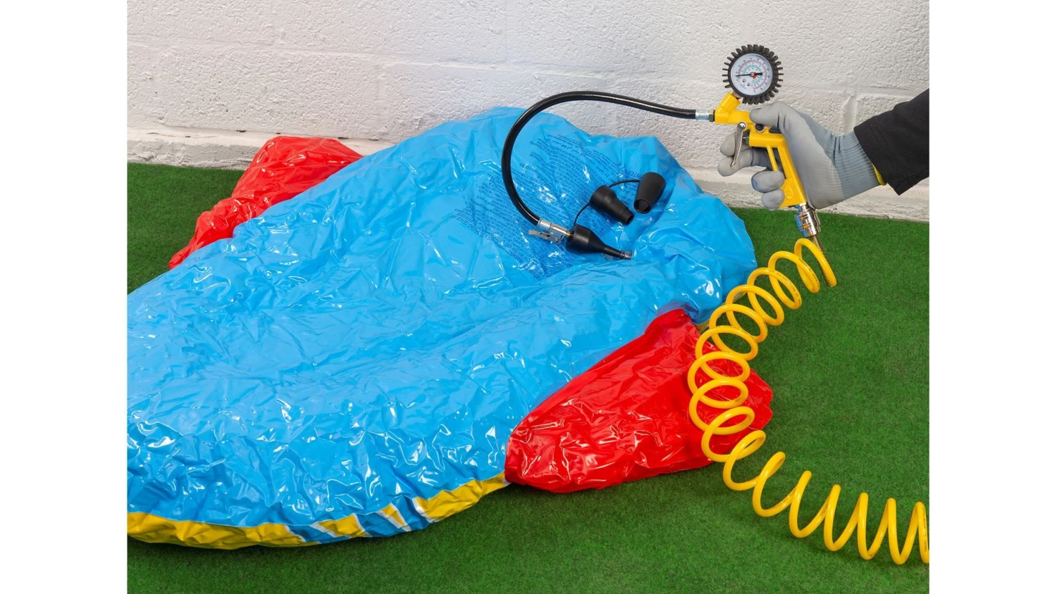 Powerplus POWX1706 Draagbare Compressor + 11 Accessoire - 1100W - 8 Bar 9 Powerplus POWX1706 Draagbare Compressor + 11 Accessoire - 1100W - 8 Bar - Afbeelding 9