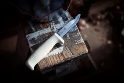 Hultafors MK Schildersmes Inclusief Draagholster - 208 Mm - 380040 -Makita || Bosch || Stanley Verkoop aa69cfee243383f2825e766a77882639