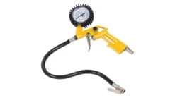 Powerplus POWX1706 Draagbare Compressor + 11 Accessoire - 1100W - 8 Bar 15 Powerplus POWX1706 Draagbare Compressor + 11 Accessoire - 1100W - 8 Bar -Makita || Bosch || Stanley Verkoop ae02569944f6d79ecc36596ea93bec80