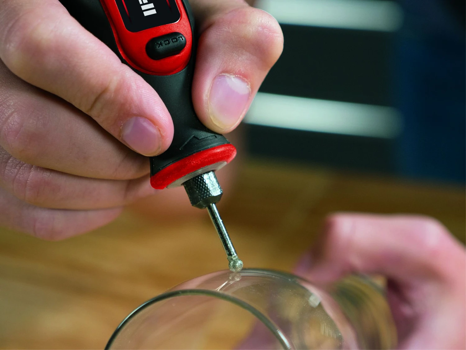 Einhell TE-MT 7,2V Li-Ion Accu Roterende Multitool Incl. Accessoireset - 32mm 5 Einhell TE-MT 7,2V Li-Ion Accu Roterende Multitool Incl. Accessoireset - 32mm - Afbeelding 5