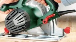 Bosch PKS 66 AF Cirkelzaag Met Geleiderail - 1600W - 0603502000 -Makita || Bosch || Stanley Verkoop d3fc79ccb0adefba884a4003e8048bb2