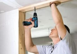 Bosch GSR 12V-15 12V Li-Ion Accu Boor-/schroefmachine Set (1x 4.0Ah + 1x 2.0Ah Accu) In Tas Incl. 39-delige Accessoireset - 0615990G6L -Makita || Bosch || Stanley Verkoop f93df8347843f1809e11e50940b28466